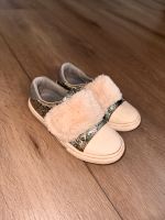 Zara Baby Sneaker, Halbschuhe mit glitzern und Klettverschluss 24 Nordrhein-Westfalen - Mettmann Vorschau