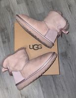 UGG Boots Mini Bailey Bow II Metallic Pink Bayern - Ingolstadt Vorschau
