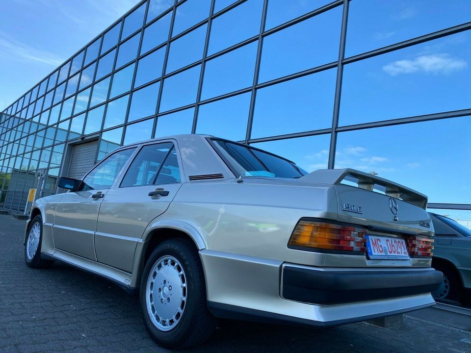 Mercedes-Benz 190 E 2.3 16V 170PS Leder EVO  W201 in Mönchengladbach