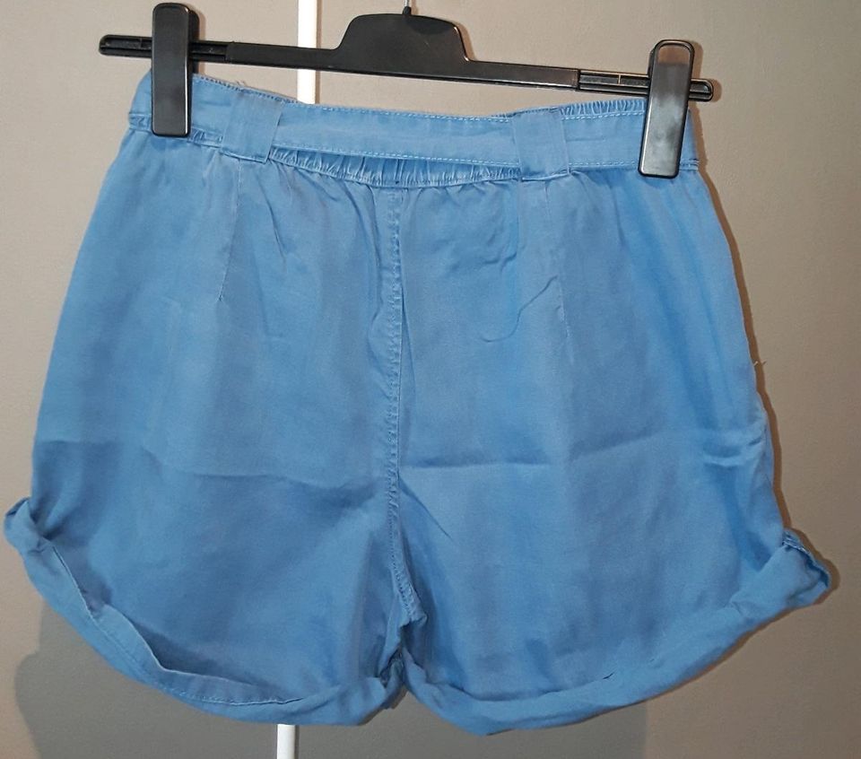 KURZE HOSE GRÖßE 40  DAMEN SOMMER in Herne