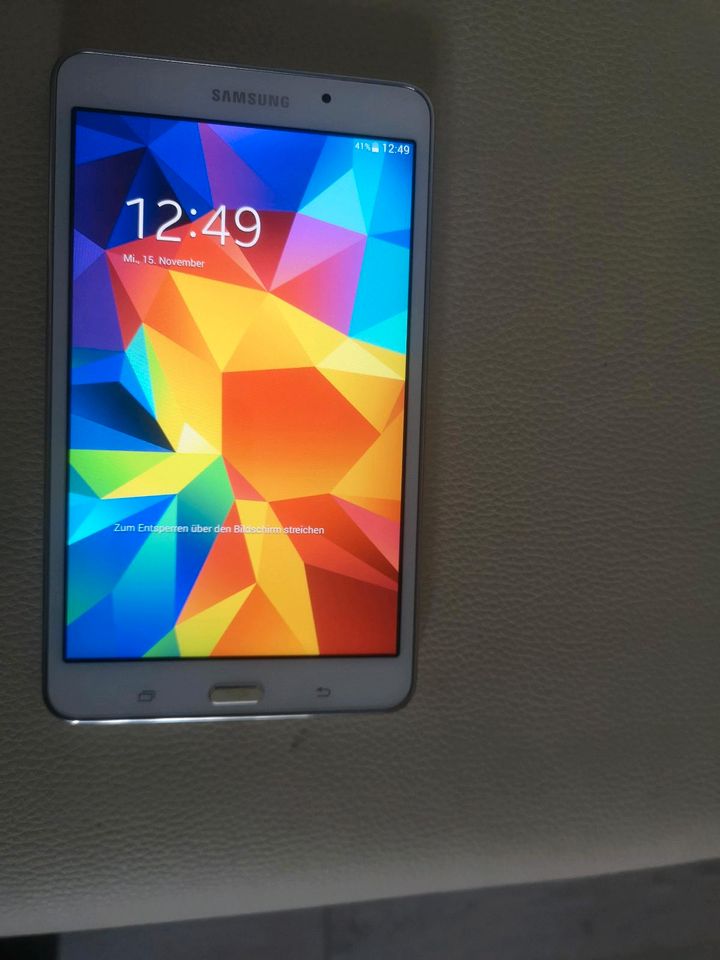 Tablet Samsung Tab 4  weiß 7 Zoll in Zirndorf