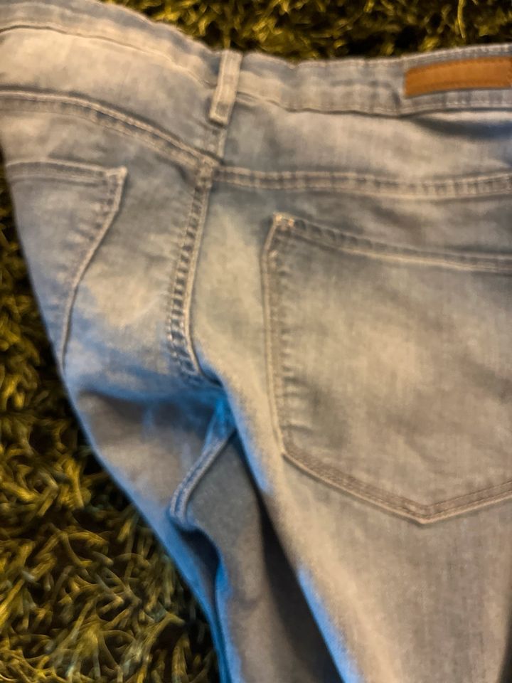 Jeans Hose super skinny 170 Mädchen blau H&M in Marktheidenfeld
