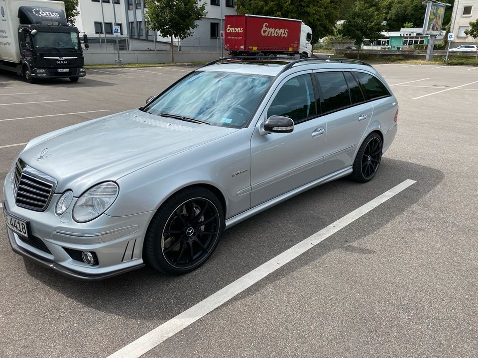 Mercedes AMG E63 E-Klasse S211 Mopf in Stuttgart