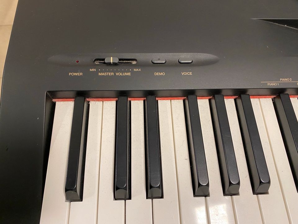 Yamaha digital Piano P-60 Klavier in Bielefeld