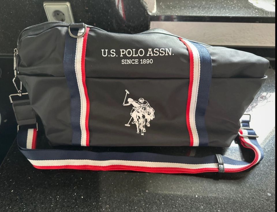 Handtasche. US Polo Assn in Steinen