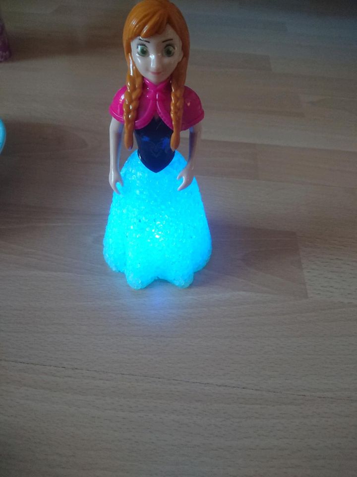 Anna, Frozen, Eiskönigin Zu verkaufen in Nastätten
