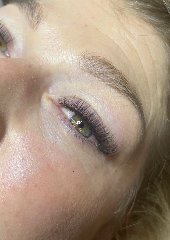 Wimpernverlängerung in Neuwied