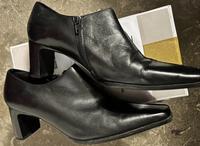 Damen Stiefelletten Schuhe schwarz Gr. 40 mittlerer Absatz Nordrhein-Westfalen - Porta Westfalica Vorschau