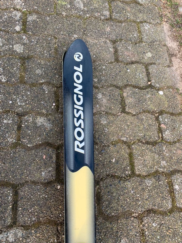 Kinder Carving Ski Rossignol 130cm in Schenefeld (Kreis Steinburg)