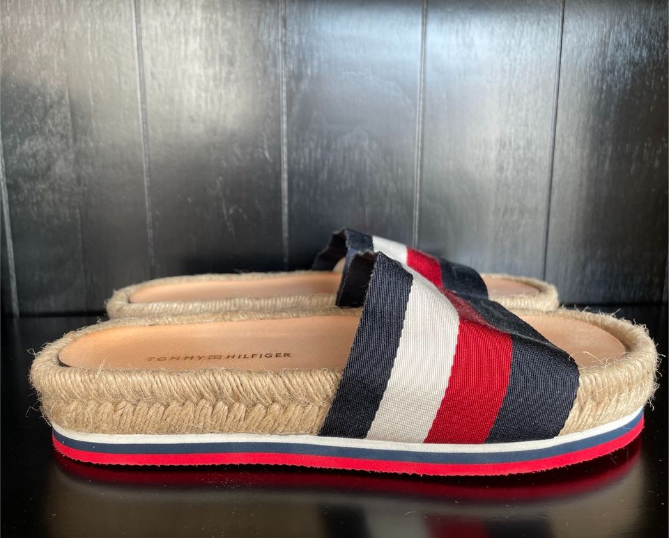 Tommy Hilfiger Espadrille Sandale Slides 37 neu in München