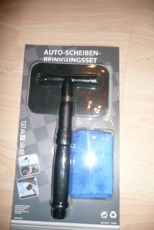 Auto Scheiben Reinigungsset m Glasreiniger Pads etc  Neu OVP in Usingen