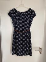 Kleid Etuikleid Gr. 38 von Comma Nordrhein-Westfalen - Wiehl Vorschau