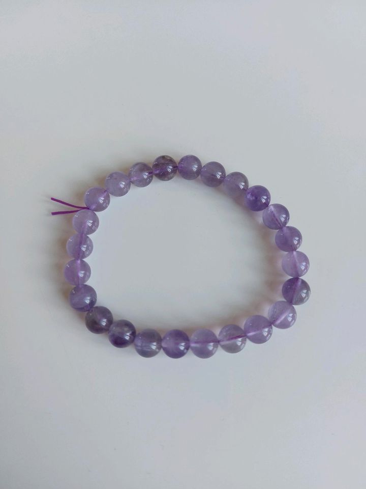 Armband Amethyst Lavendelquarz Gummiband Buddha in Wiesbaden