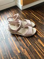 Neu Puderrosa Sandalen mit Keilabsatz/ Wedges in Gr 40 Bayern - Puchheim Vorschau
