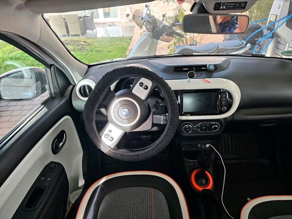 Renault Twingo Elektric Z.E Vibes 22Kw in Ahrensburg