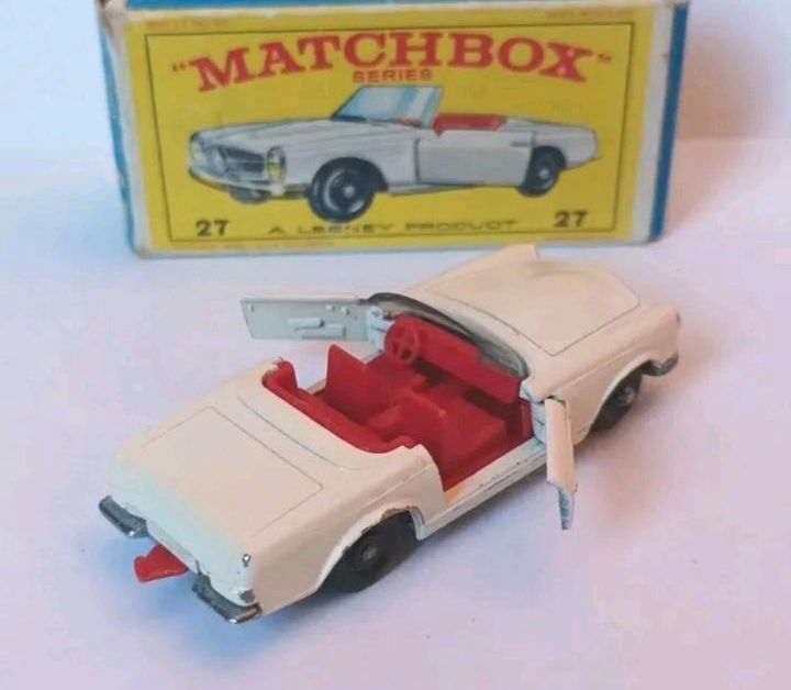 Matchbox RW #27d 1:60 Mercedes 230 SL weiß mit 'E' Box Lesney in Berlin