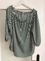 H&M Off Shoulder Bluse, Gr.42 grün-weiß gestreift Bayern - Heilsbronn Vorschau
