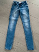 Jeans S. Oliver Gr. 34 Izabell Skinny fit Nordrhein-Westfalen - Werl Vorschau