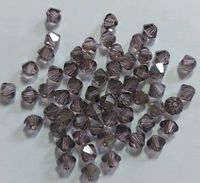 3 Tüten Swarovski ® Kristalle 4mm Doppelkegel lila grau Schimmer Niedersachsen - Bockenem Vorschau
