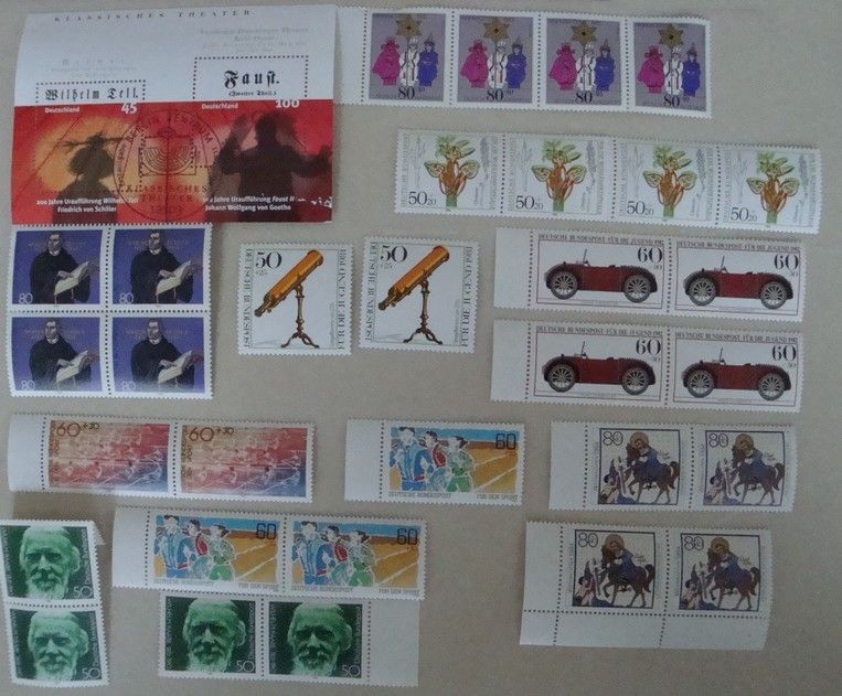 32 ORIGINAL deutsche Briefmarken 1980er Jahre - ungestempelt in Marpingen