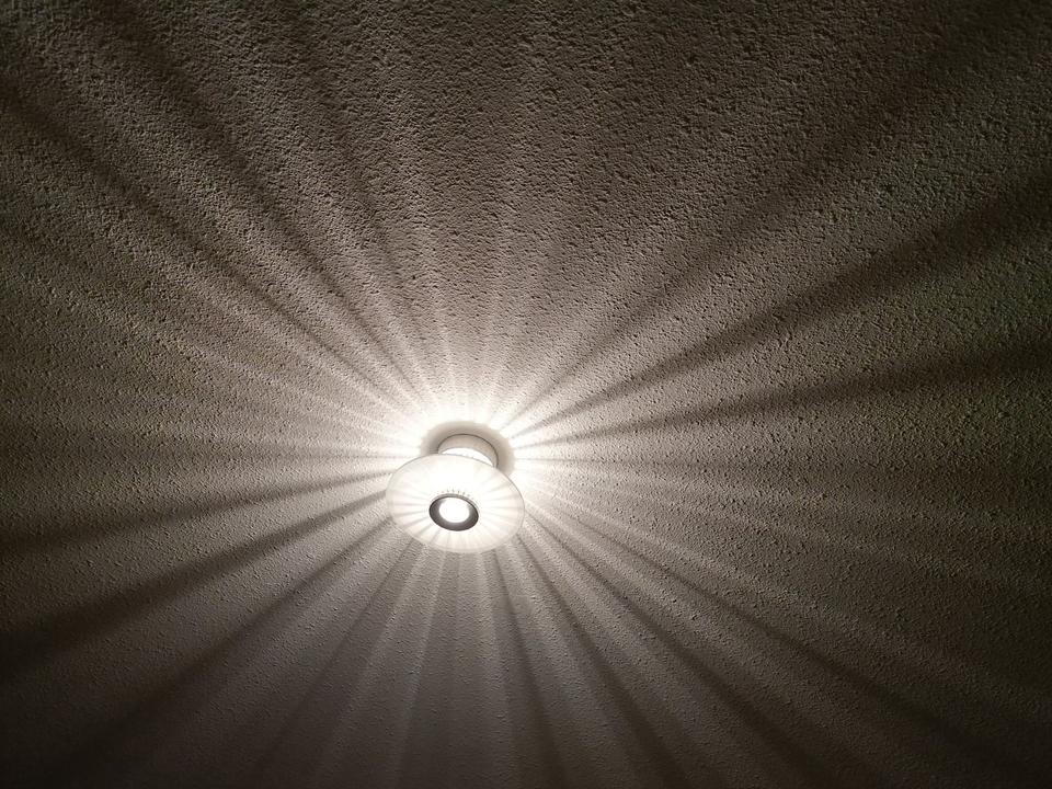 Deckenleuchte Deckenlampe Ø17cm Aluminium Glas Sonnenstrahl in Wiesbaden