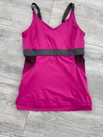 Reebok Jacke/ Tops Gr.38 Neu , u.a.Leggings Gr.S, Shirts Hessen - Dietzenbach Vorschau