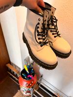 Doc Martens Köln - Esch Vorschau