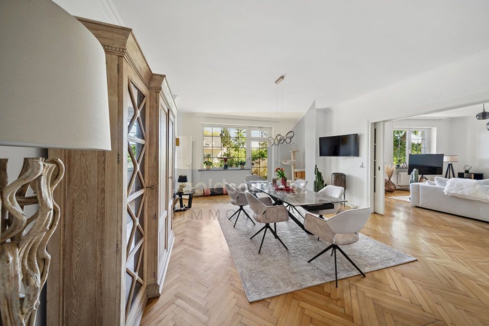 Büro in luxuriöser Villa: Arbeitsumgebung mit Stil in Lichterfelde-West in Berlin