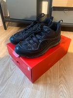 Supreme Nike Air Max 98 Supreme Gr. 43 Aachen - Aachen-Mitte Vorschau