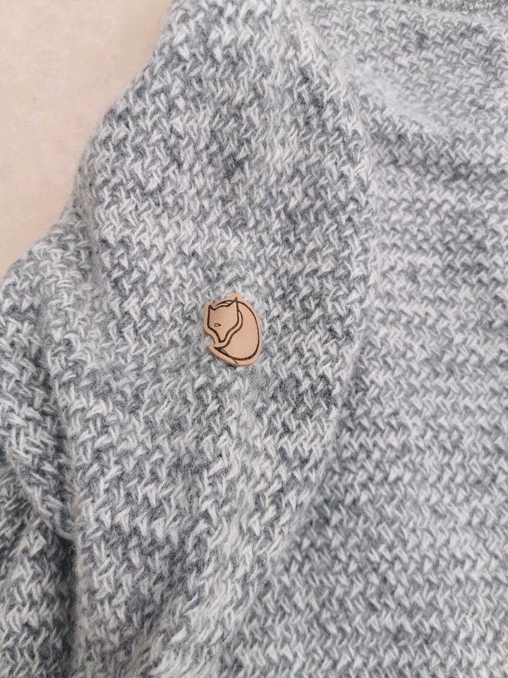 Fjällräven Damen Övik Structure Sweater Gr. M Grau Melliert in Krefeld