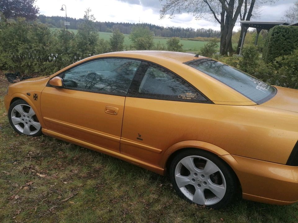 Opel Astra G Coupé 2.2 16V in Munster