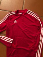 Adidas,Trainingsshirt,Longsleeve,rot,Gr.152,neuwertig Nürnberg (Mittelfr) - Oststadt Vorschau