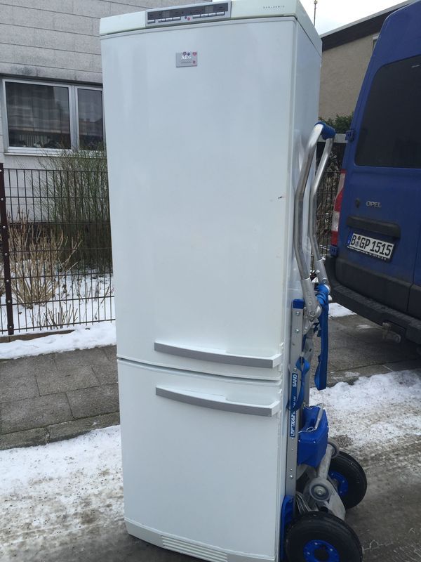Hol Bring Service Waschmaschinen Trockner Kühlschränke Transport in Berlin
