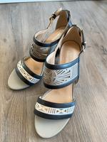 Helen Billkrantz Leder Sandalen Damen Schuhe Gr.38 Hessen - Rödermark Vorschau