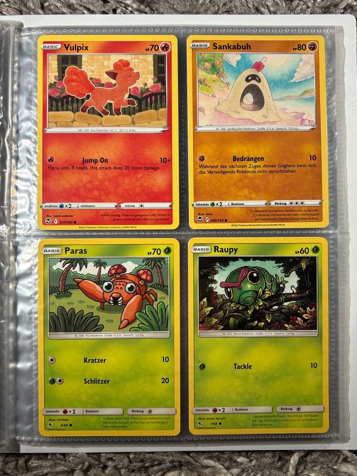 Pokémon Karten Sammelalbum Pokemon Geschenk Kinder Pikachu Evoli in Hamburg