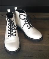 Jane Klain Lackboots, Gr. 38, Schuhe, Stiefelette, weiß Hessen - Linsengericht Vorschau