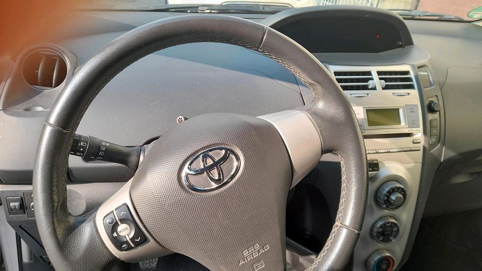 Toyota Yaris in Weißenthurm  