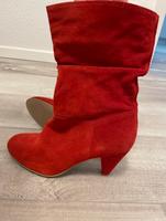 Tamaris Stiefelette rot 39 neu Hessen - Niedenstein Vorschau