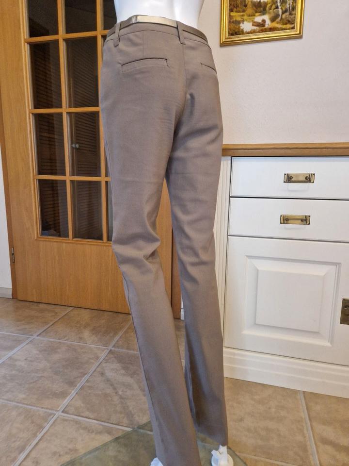 Stilvolle klassische Hose. Anzughosen. Größe XS-S. in Wendlingen am Neckar