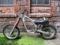 Honda 250 R Typ ME03 Baujahr 1981 Räder Rahmen Gabel Schwinge MC Nordrhein-Westfalen - Beverungen Vorschau