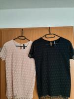 Tshirts mit Spitze rosa und schwarz Größe M Takko Fashion Bayern - Augsburg Vorschau