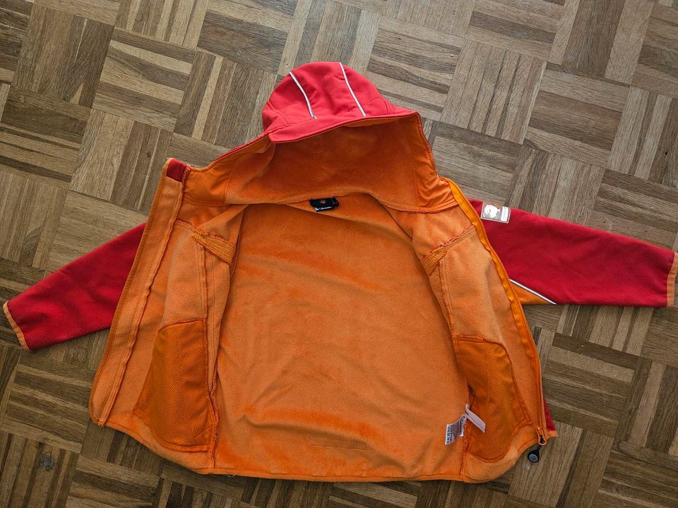 Jako-o Softshell Jacke rot/Orange Gr. 116/122 in Pinneberg