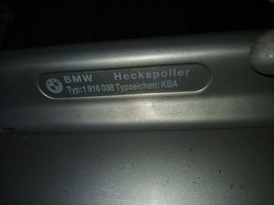 BMW E30 Heckklappe mit Spoiler 51171916038 Limo Coupe Cabrio in Arnstein