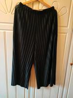 weite Hose aus Polyester und Viskose Gr. L schwarz Unstrut-Hainich - Heroldishausen Vorschau