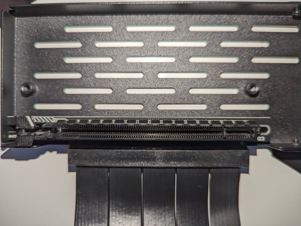 Lian Li Vertical GPU Kit Riser VG4-4-V2X schwarz O11D Evo in Georgsmarienhütte