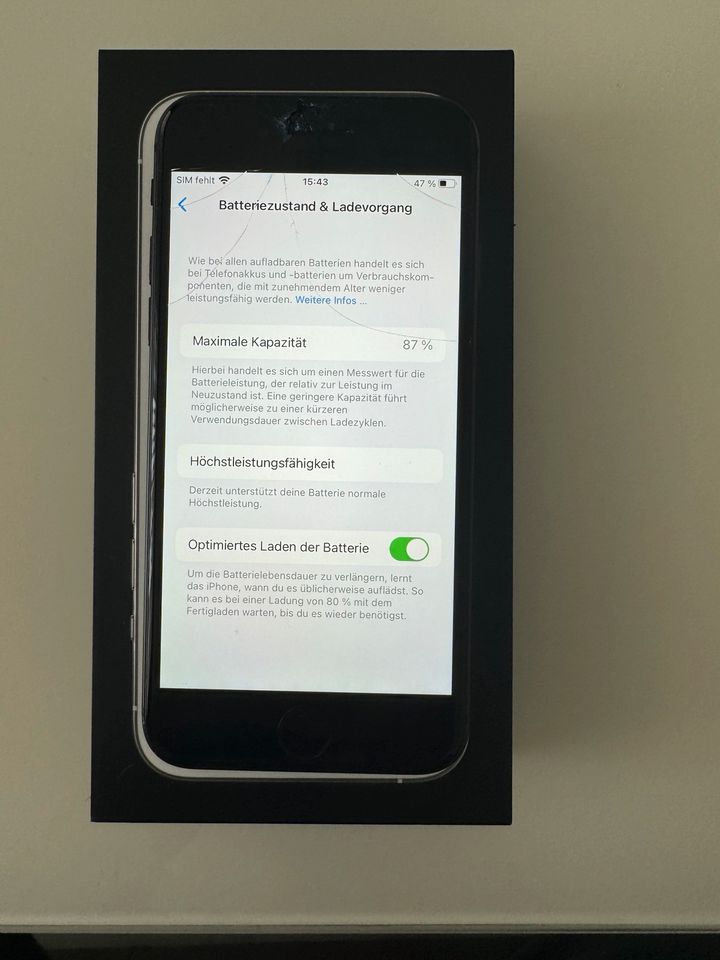 İphone 8 64Gb schwarz bitte Beschreibung lesen in Duisburg