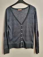 Cardigan Jacke mit Patches grau Gr. S/M Nordrhein-Westfalen - Hürth Vorschau