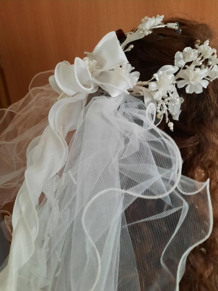 Exclusiv Modelle Kopfschmuck Brautschmuck Hochzeit Schleier in Beverungen