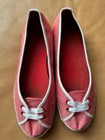 Ballerina Lacoste 41 in rot Hannover - Ricklingen Vorschau