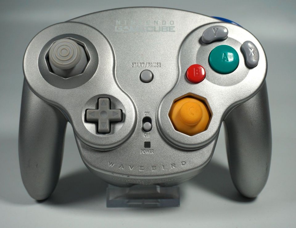 Original Nintendo Gamecube Wavebird Controller Silber Japan Impor in Frankfurt am Main